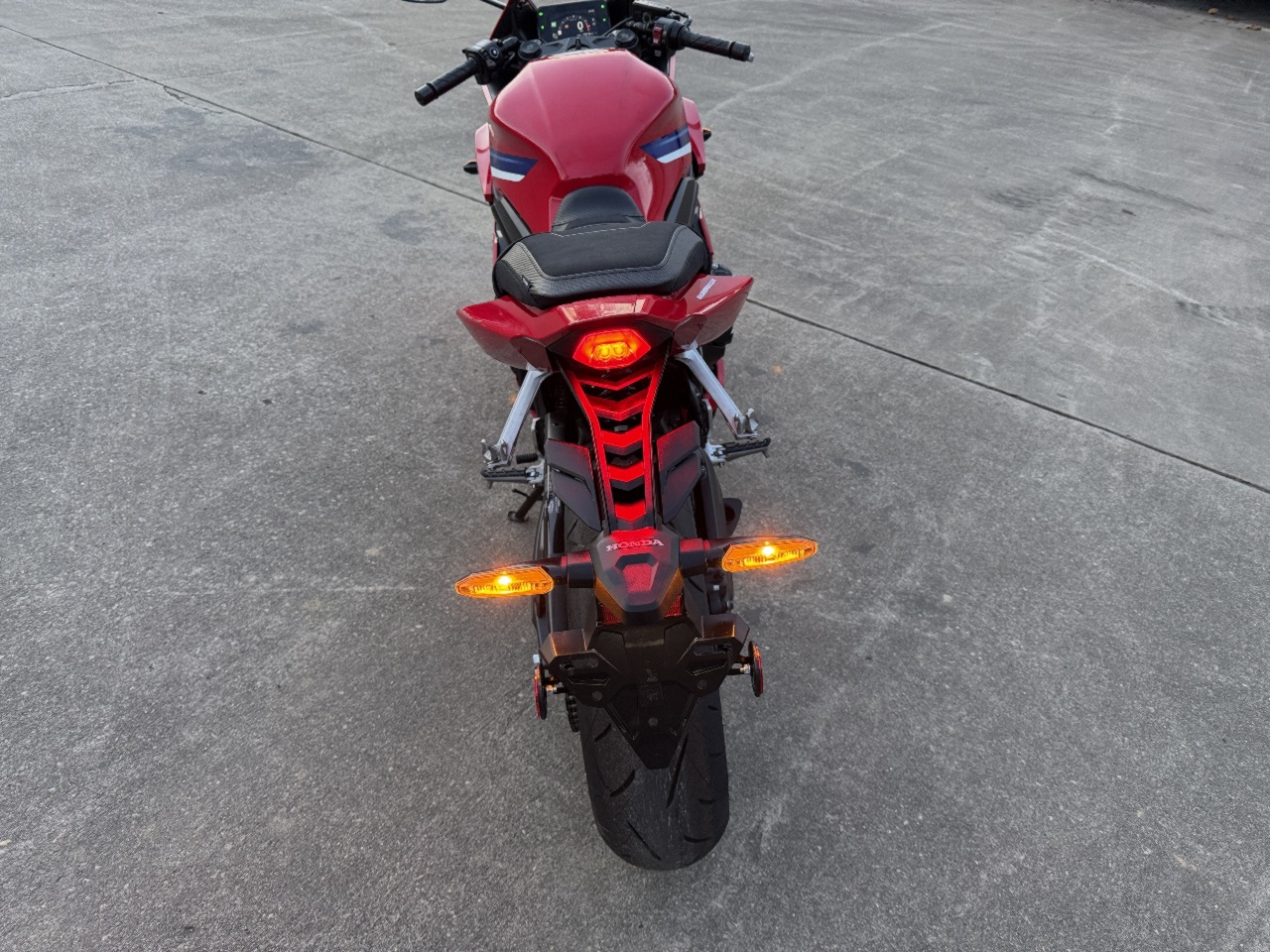 2025 Honda CBR650R E-CLUTCH